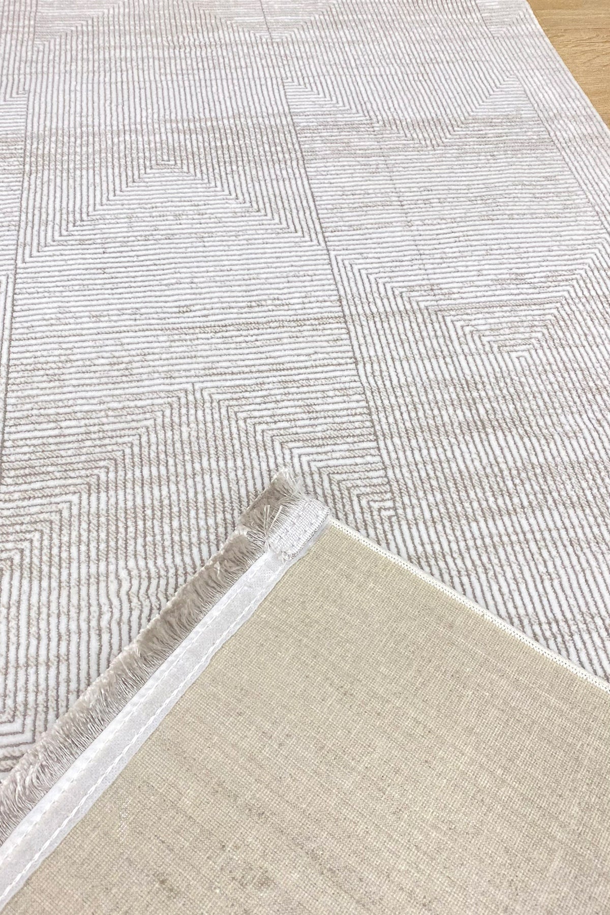 İnce Bambu Serisi Gri Geometrik Desenli Halı