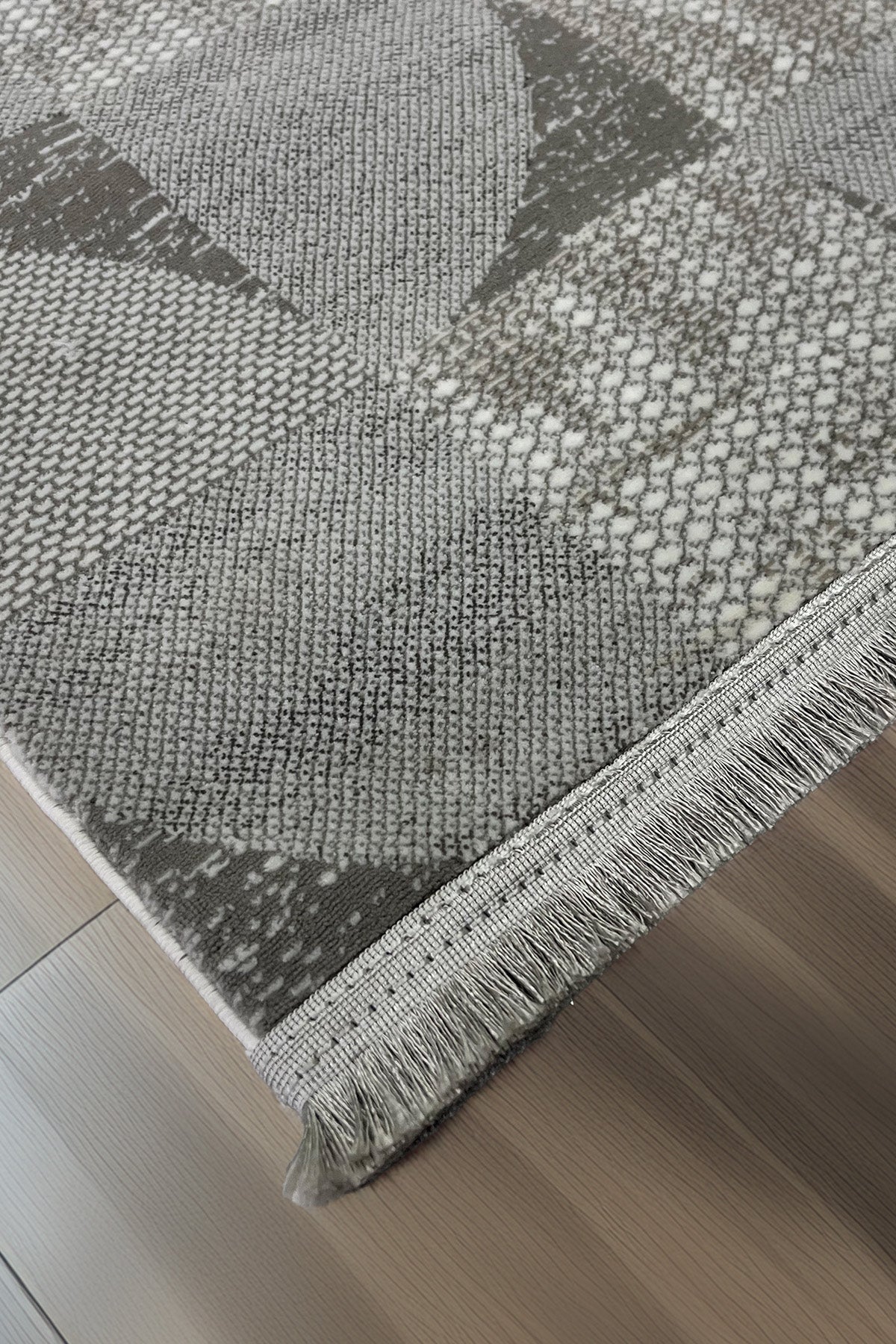 Gri