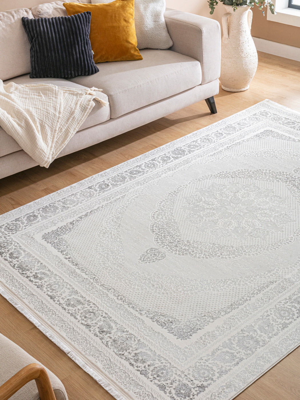 Enternal Gri Salon Halısı Özel Dokuma Parlak Leke Tutmaz Silinebilir