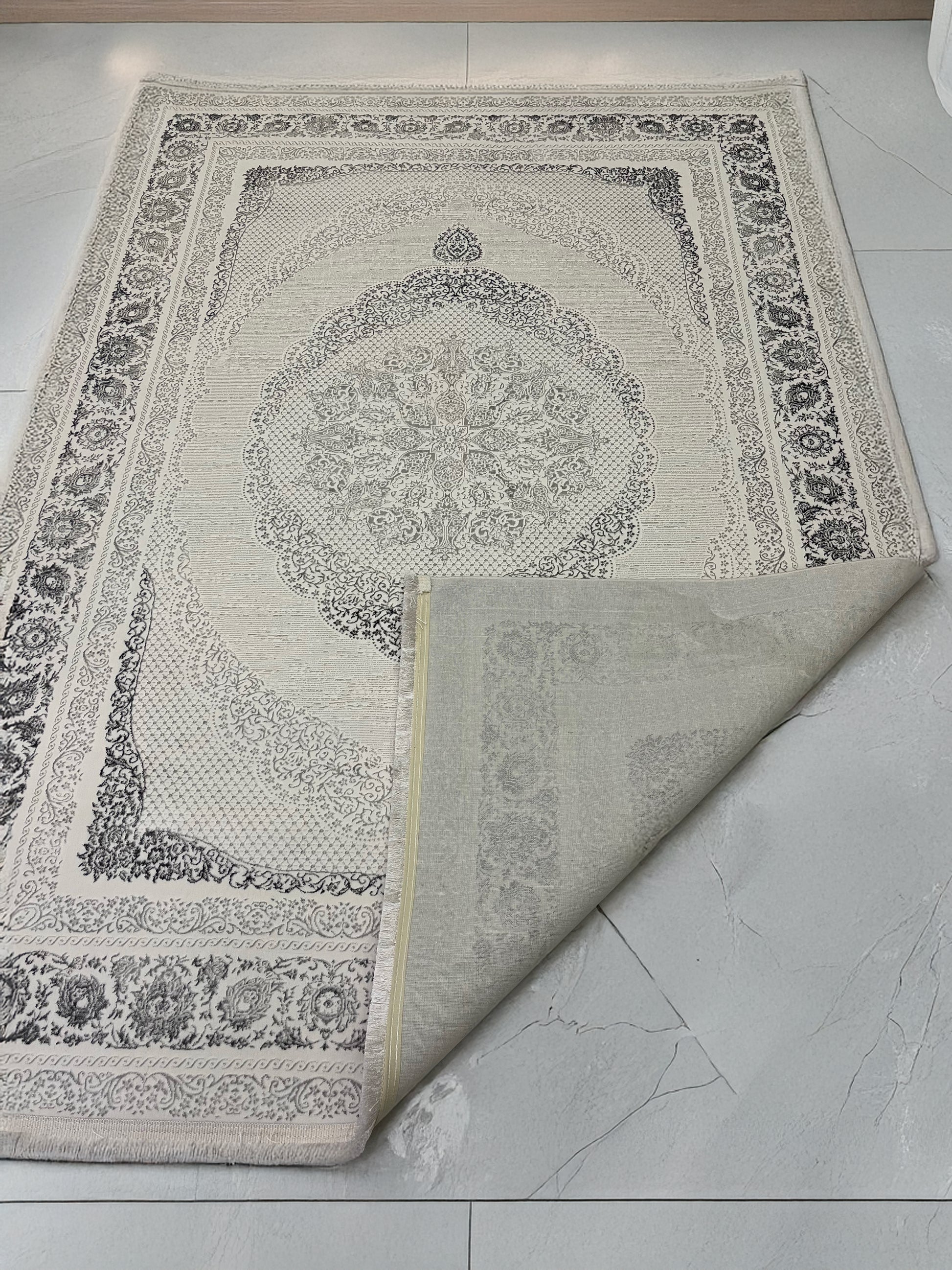 Gri