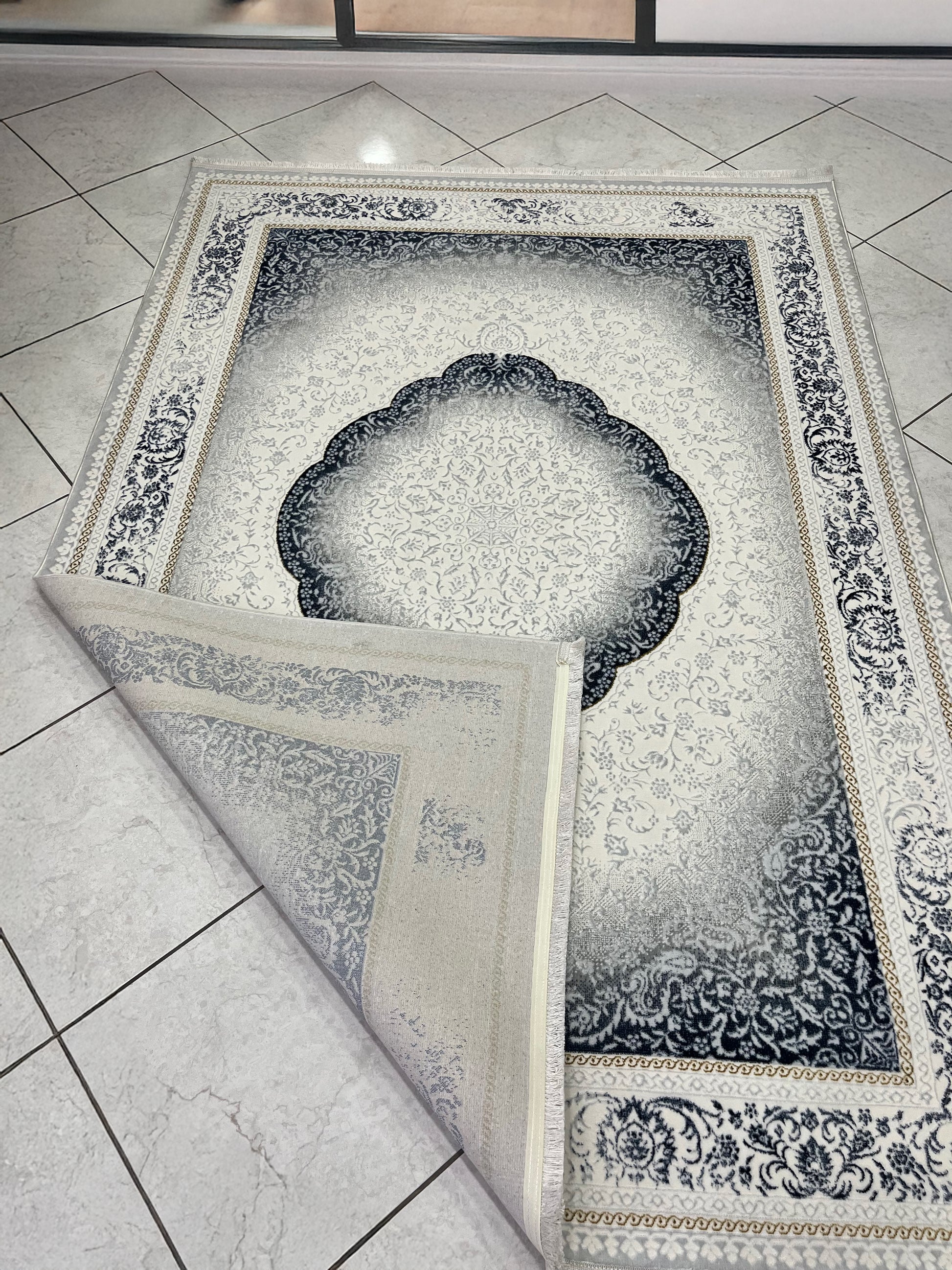 Mavi